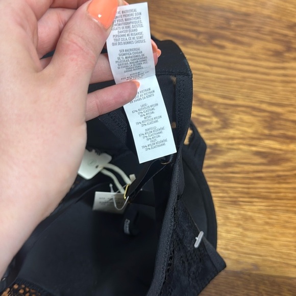 NWT Aerie Black Floral Lace Plunge Bra Size 32D - Picture 6 of 6